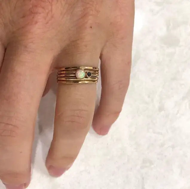 HAMMERED STACKING RING
