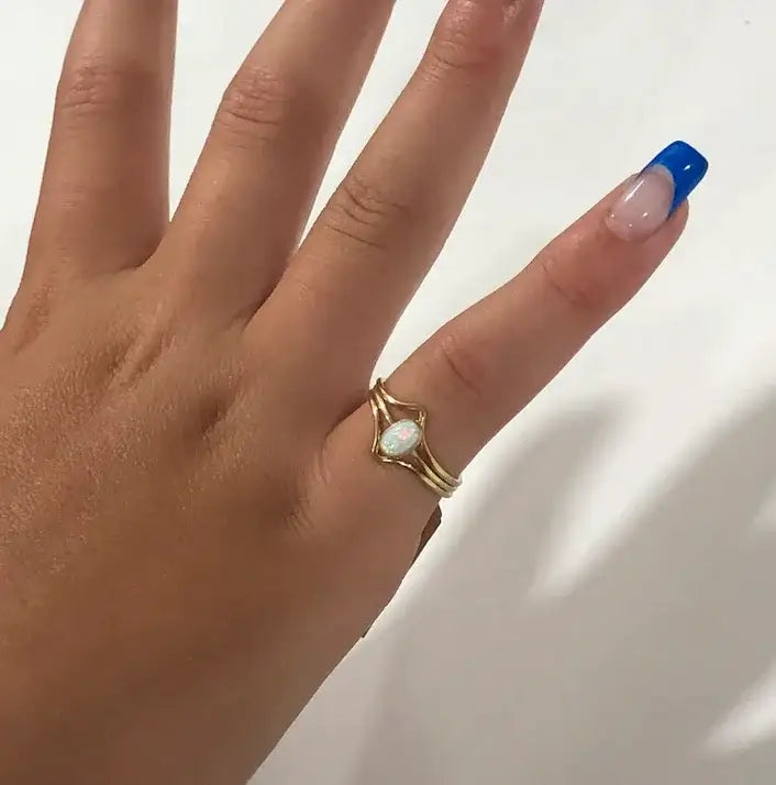 V RING