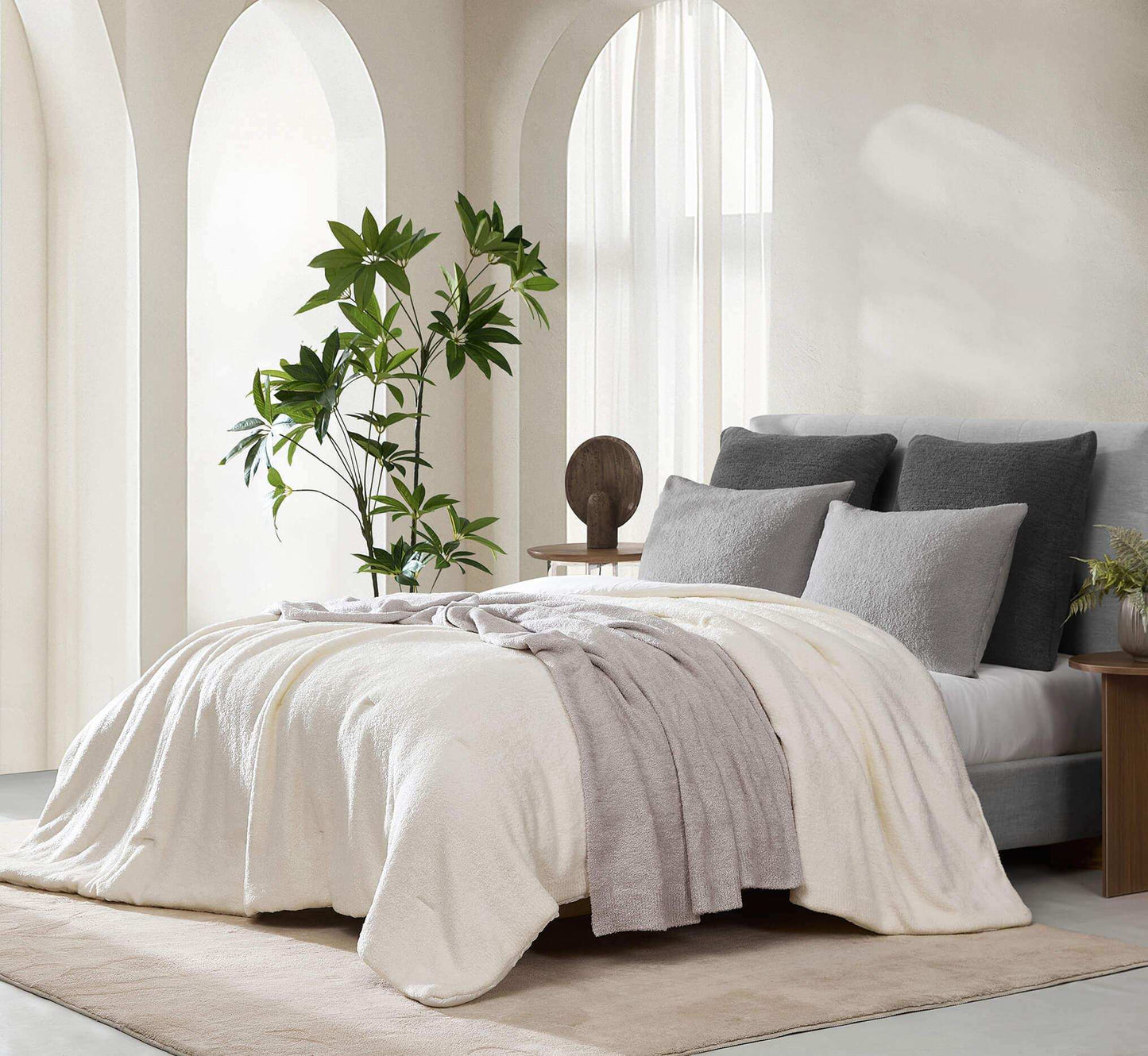 Cloud Silque Stitch Comforter