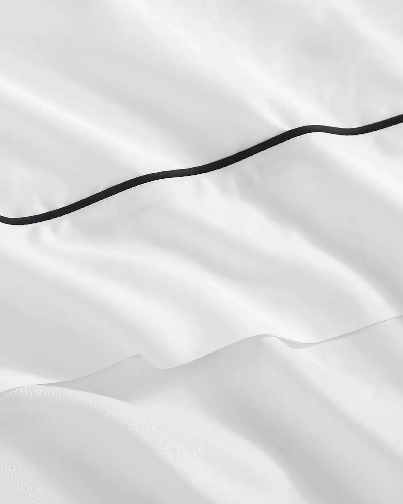 Lumière Luxe Top Sheet with Piping