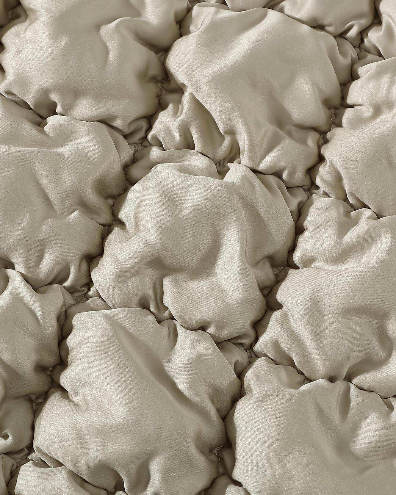 Silky Lyocell Puff Comforter