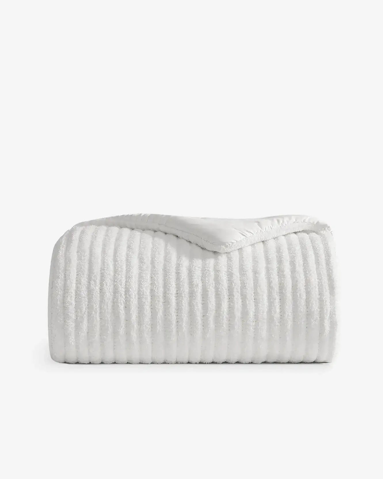 Snug Piped Comforter
