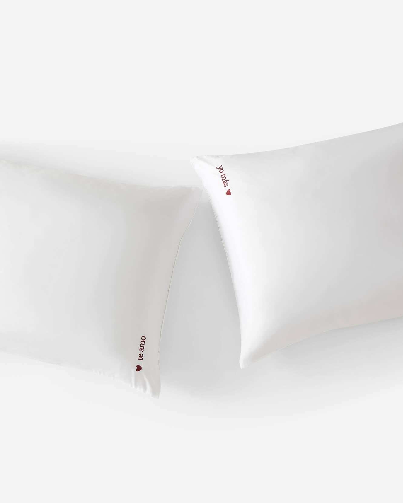 Te Amo Lumière Pillowcase Set