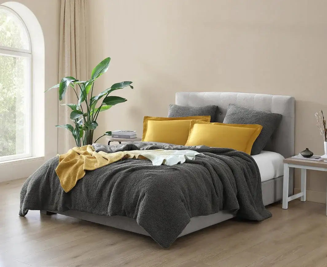Premium Lumière Sham Set