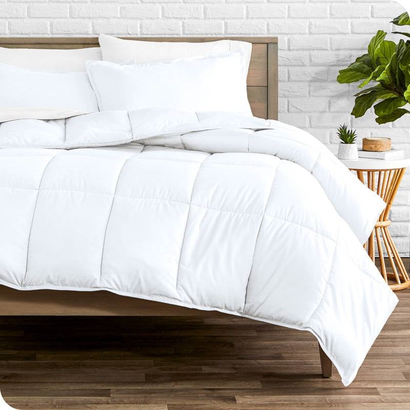 Queen size Super Soft Microfiber Down Alternative Comforter Set White