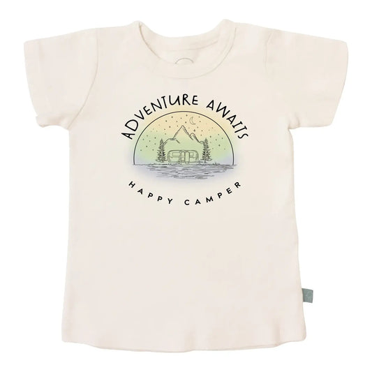 graphic tee | adventure awaits
