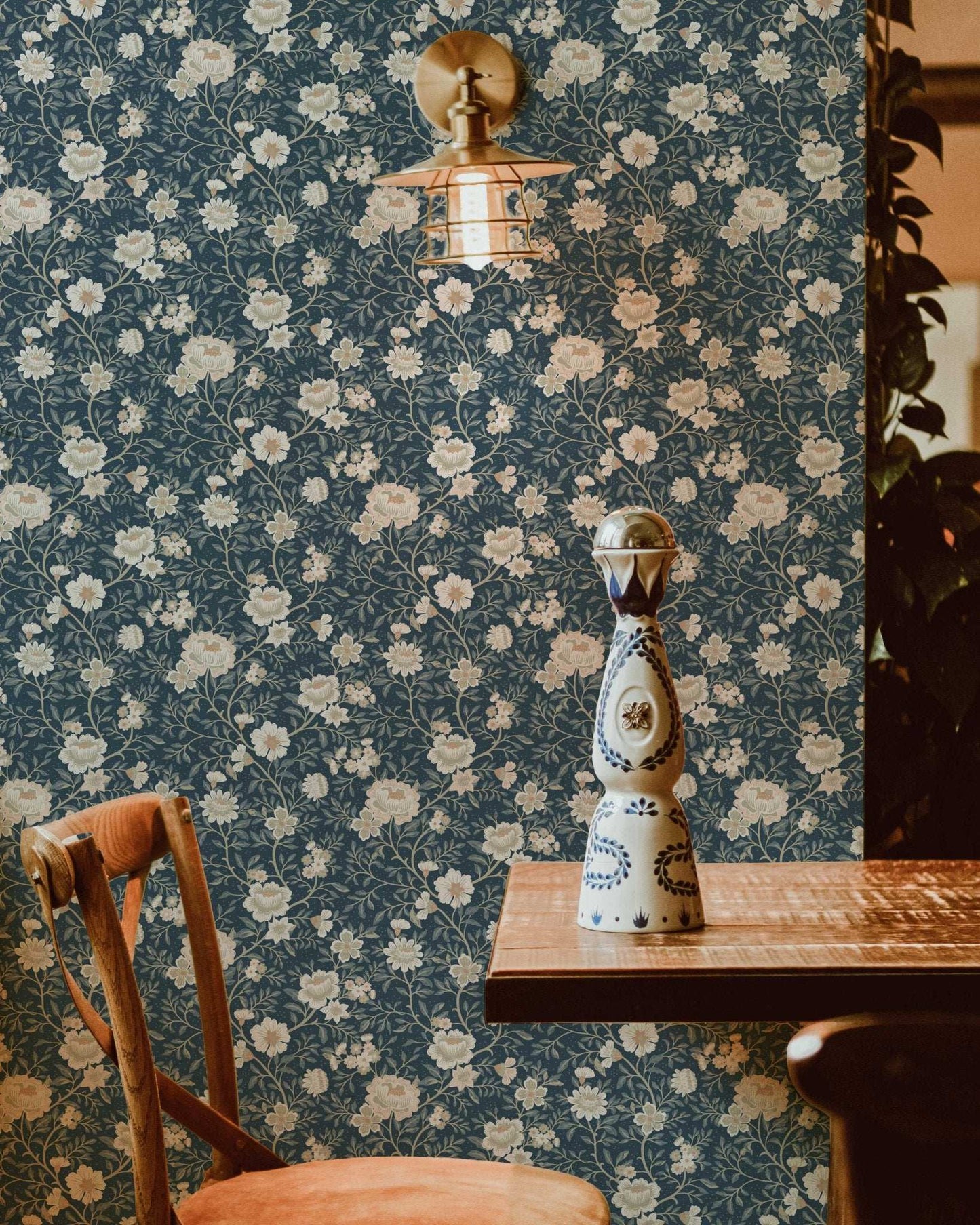 Annabelle Wallpaper in Dusty Slate