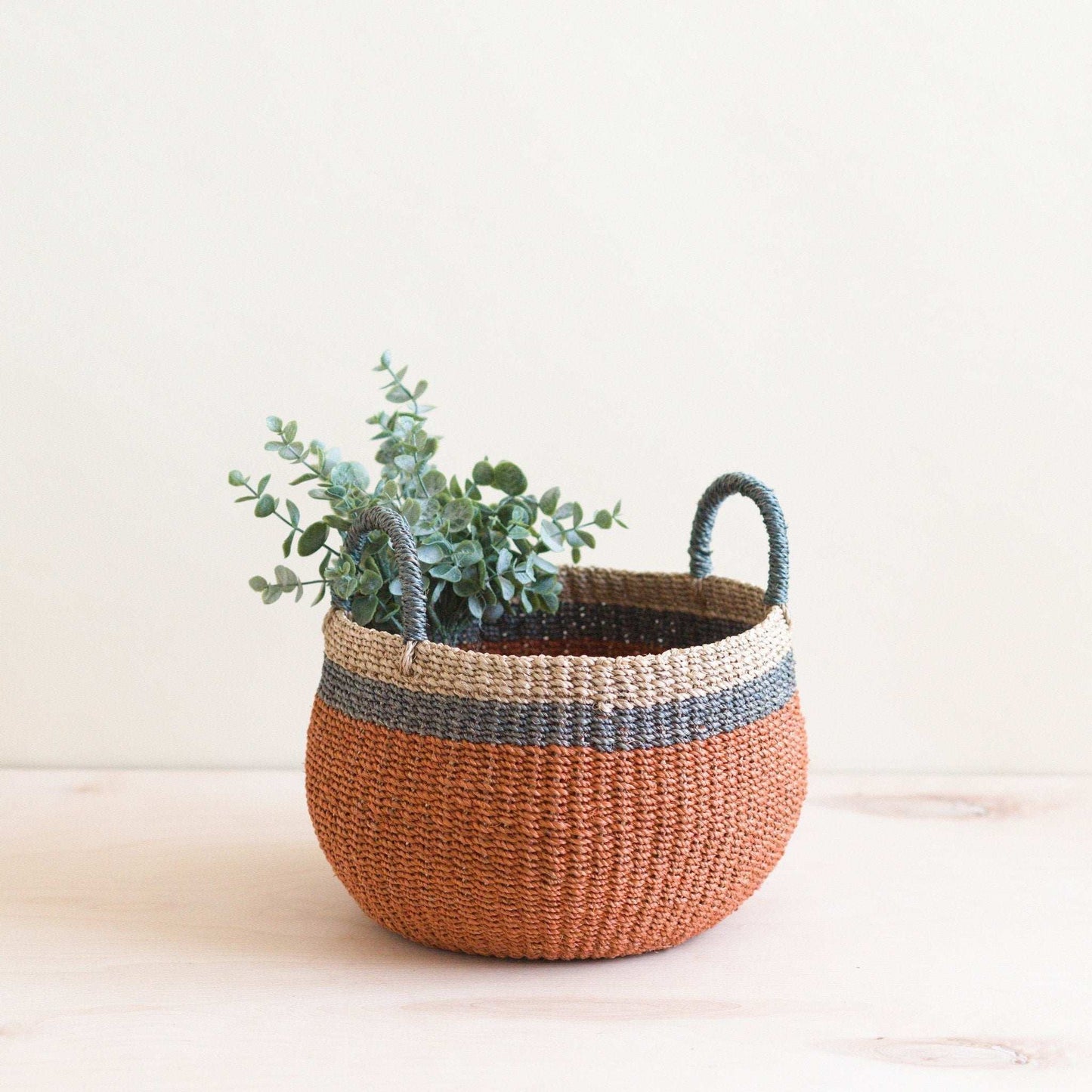 Coral Tabletop Catch-All with Handle - Handcrafted Baskets | LIKHÂ