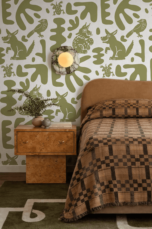 Abstract Animales Wallpaper, white and green
