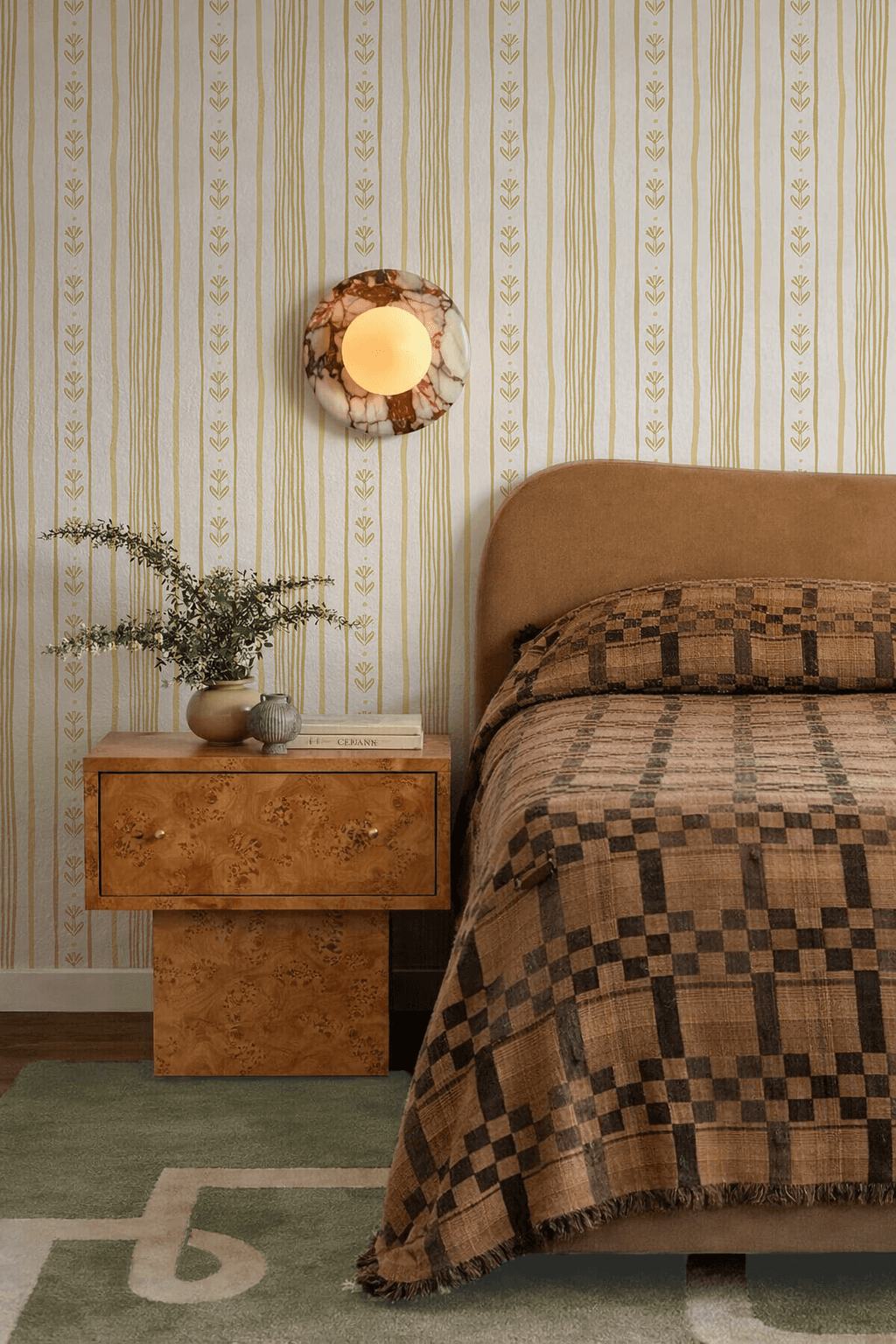 Daisy Chain Stripe Wallpaper, beige and butter yellow