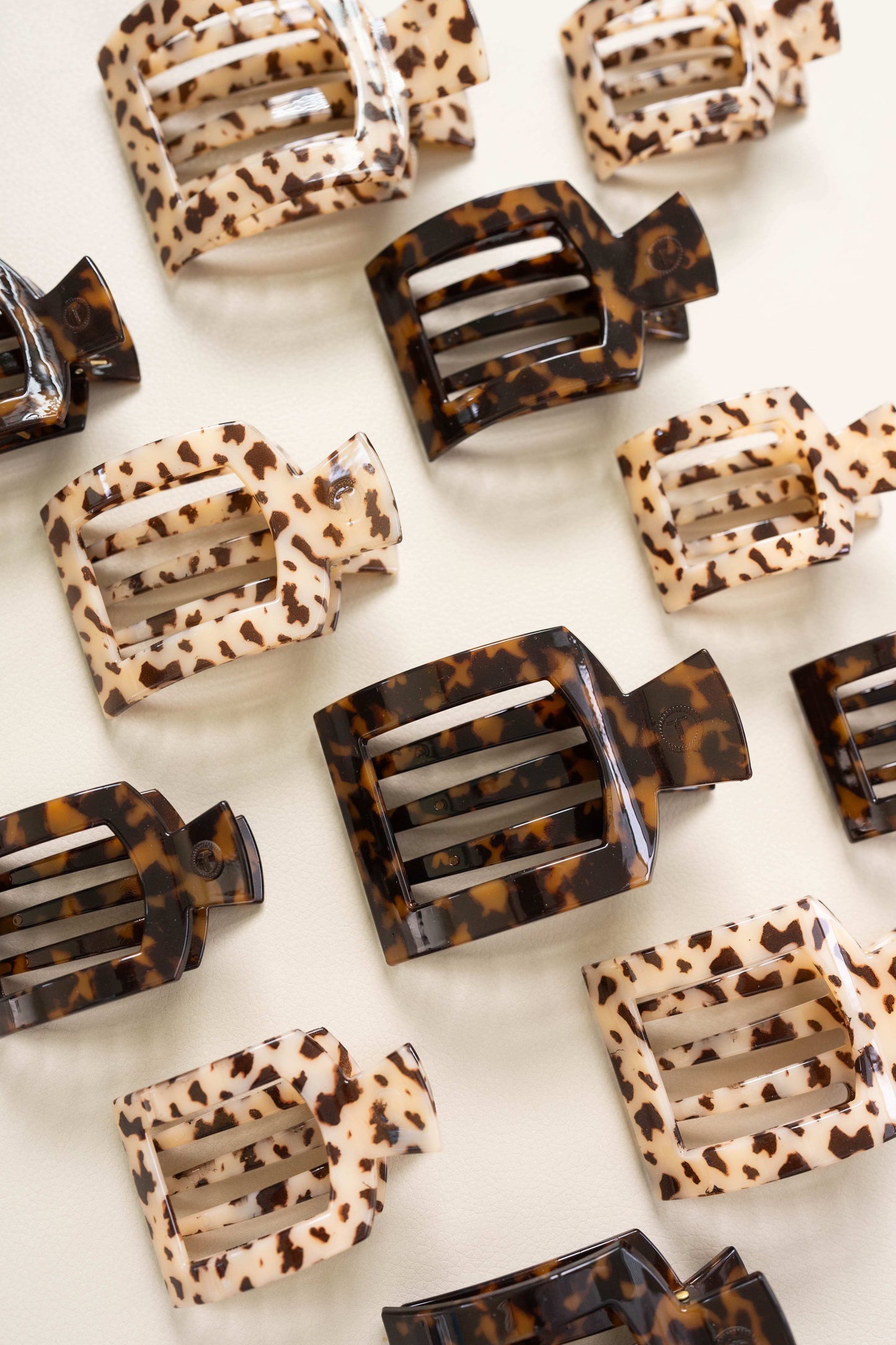 Blonde Tortoise Medium Flat Square Hair Clip