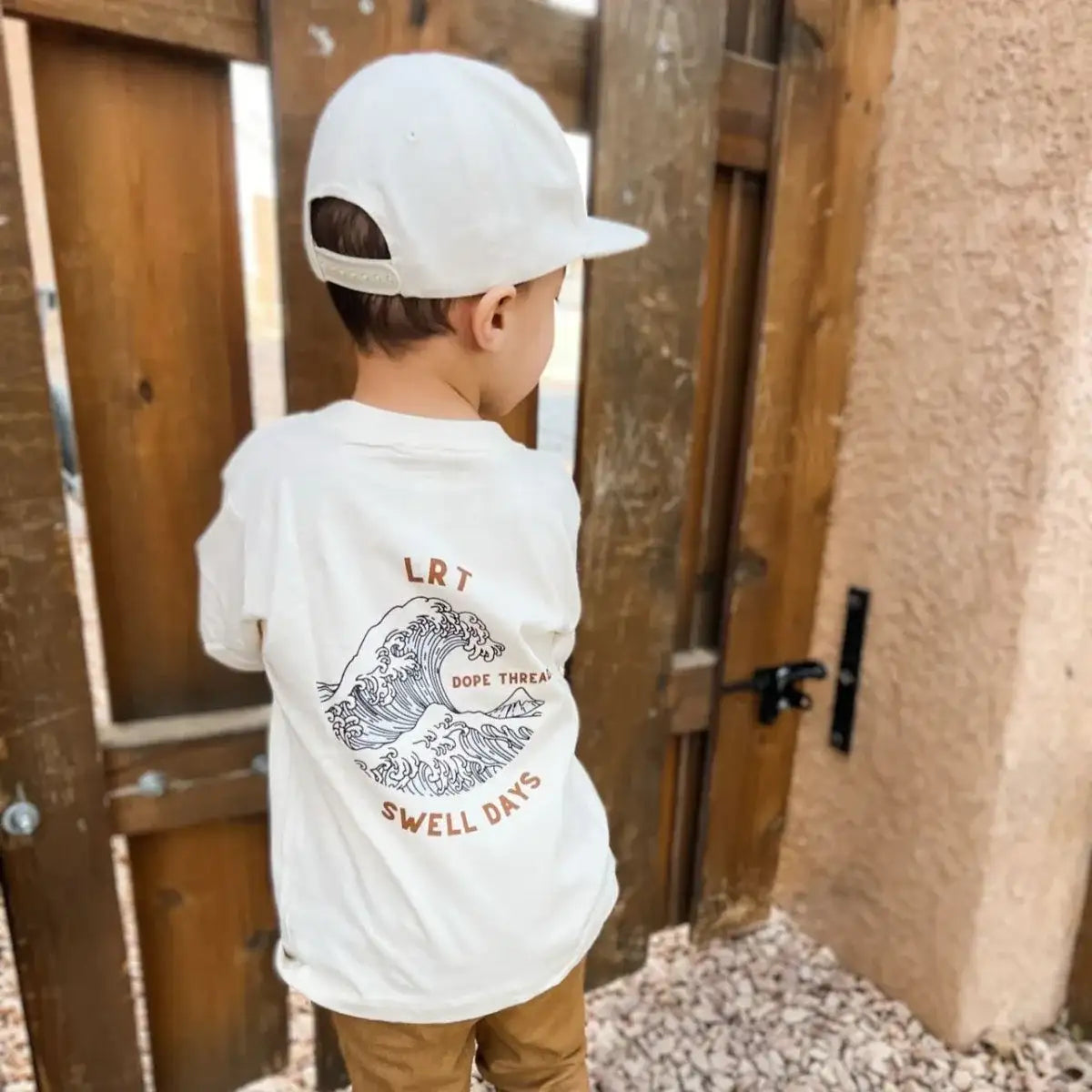 DOPE THREADS SWELL DAYS TEE