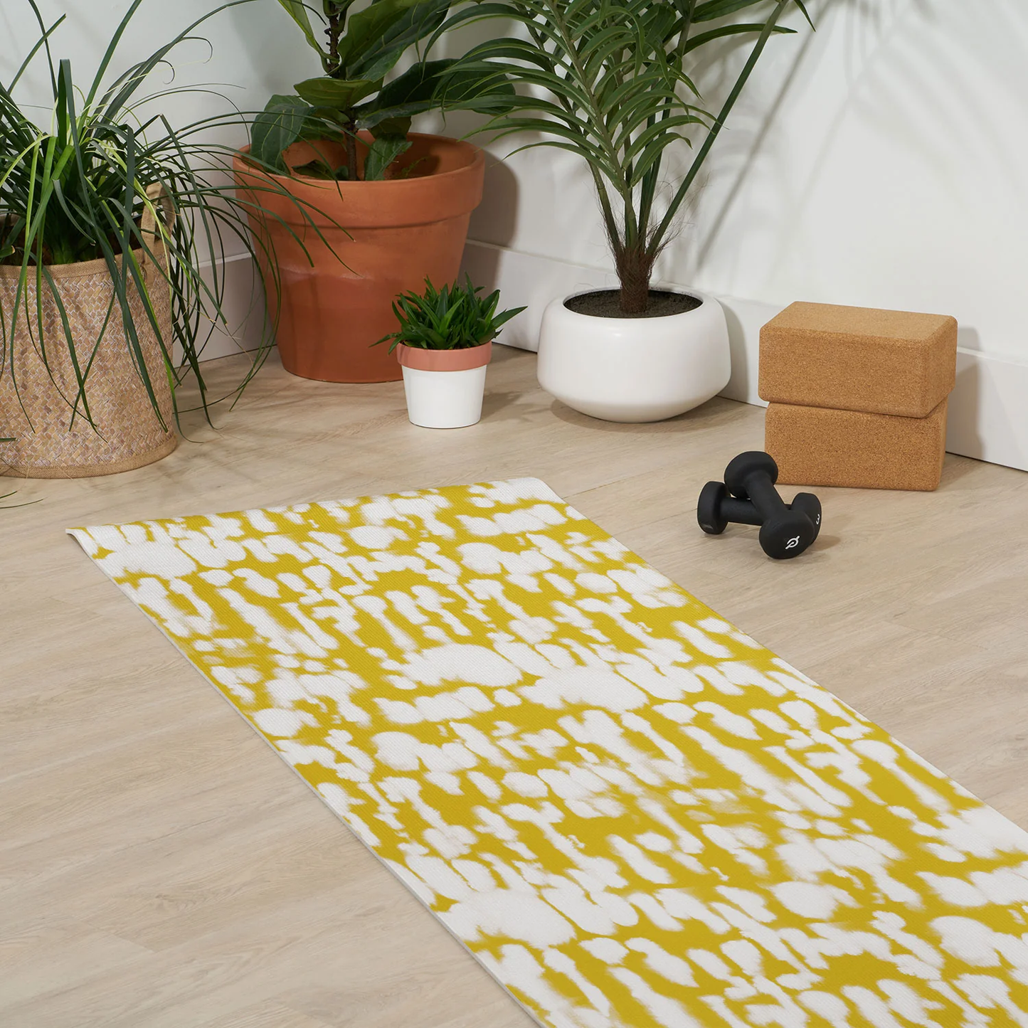 Inky Inverse Gold Yoga Mat