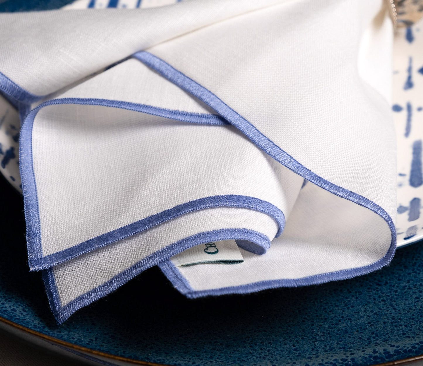 Linen Napkins With Blue Stitch Edges Set of 4