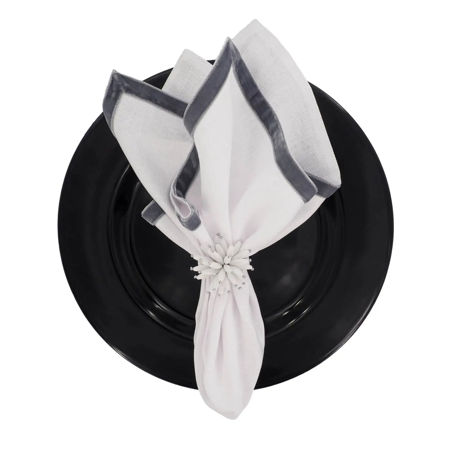 New York Linen Napkins with Silver Velvet Borders, Set of 4 / ChouChou Touch