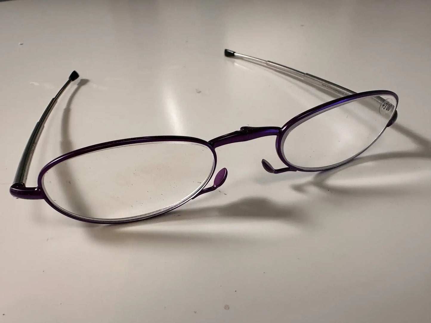 Executive Readers Oval