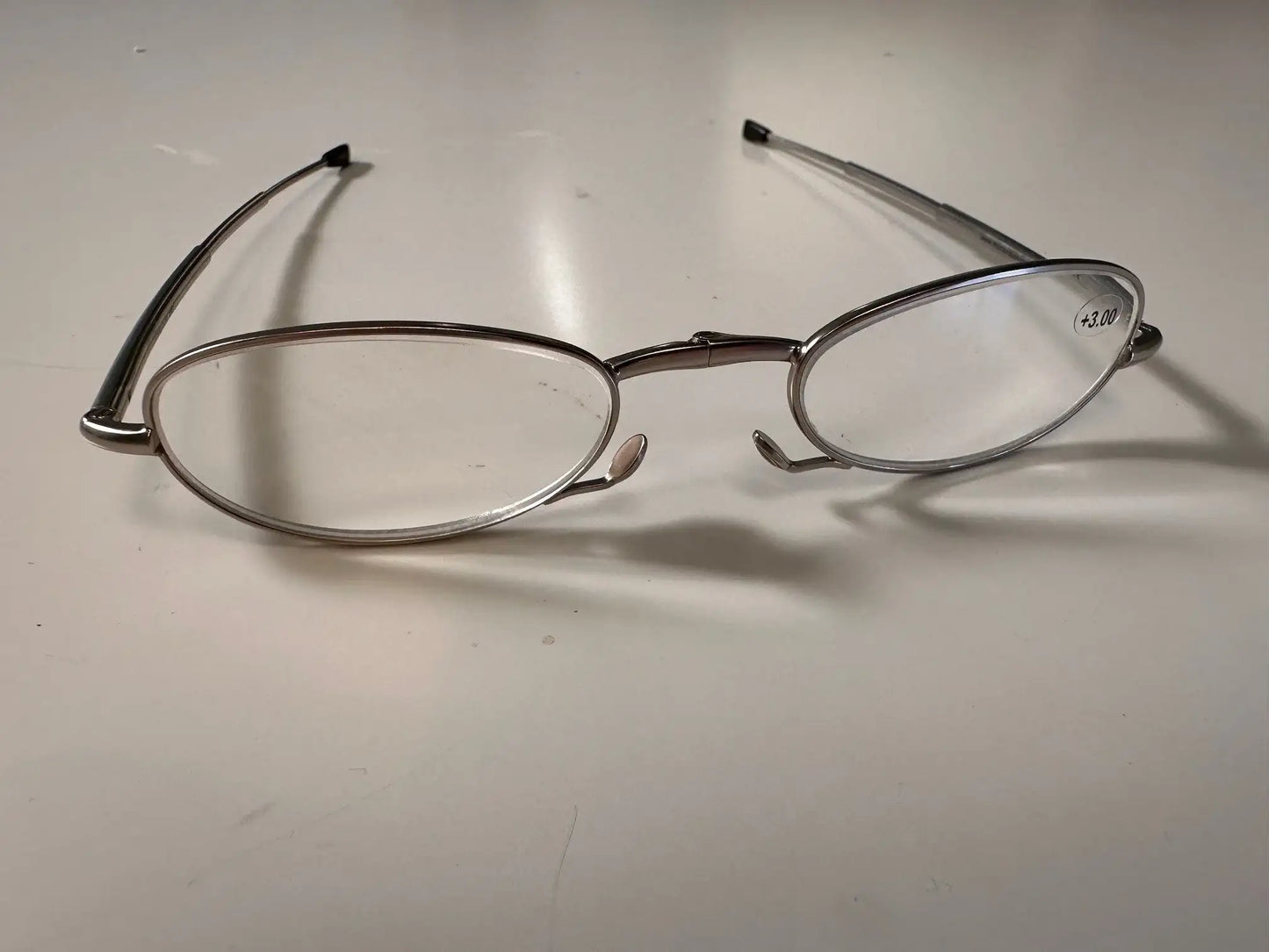 Executive Readers Oval