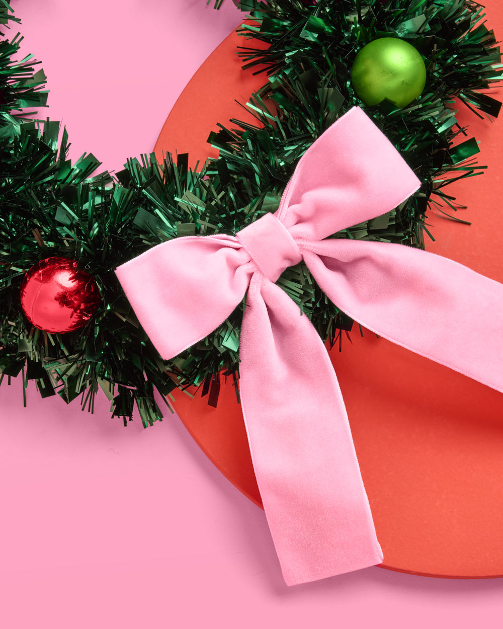 Pinkmas Wreath - iridescent mini wreath