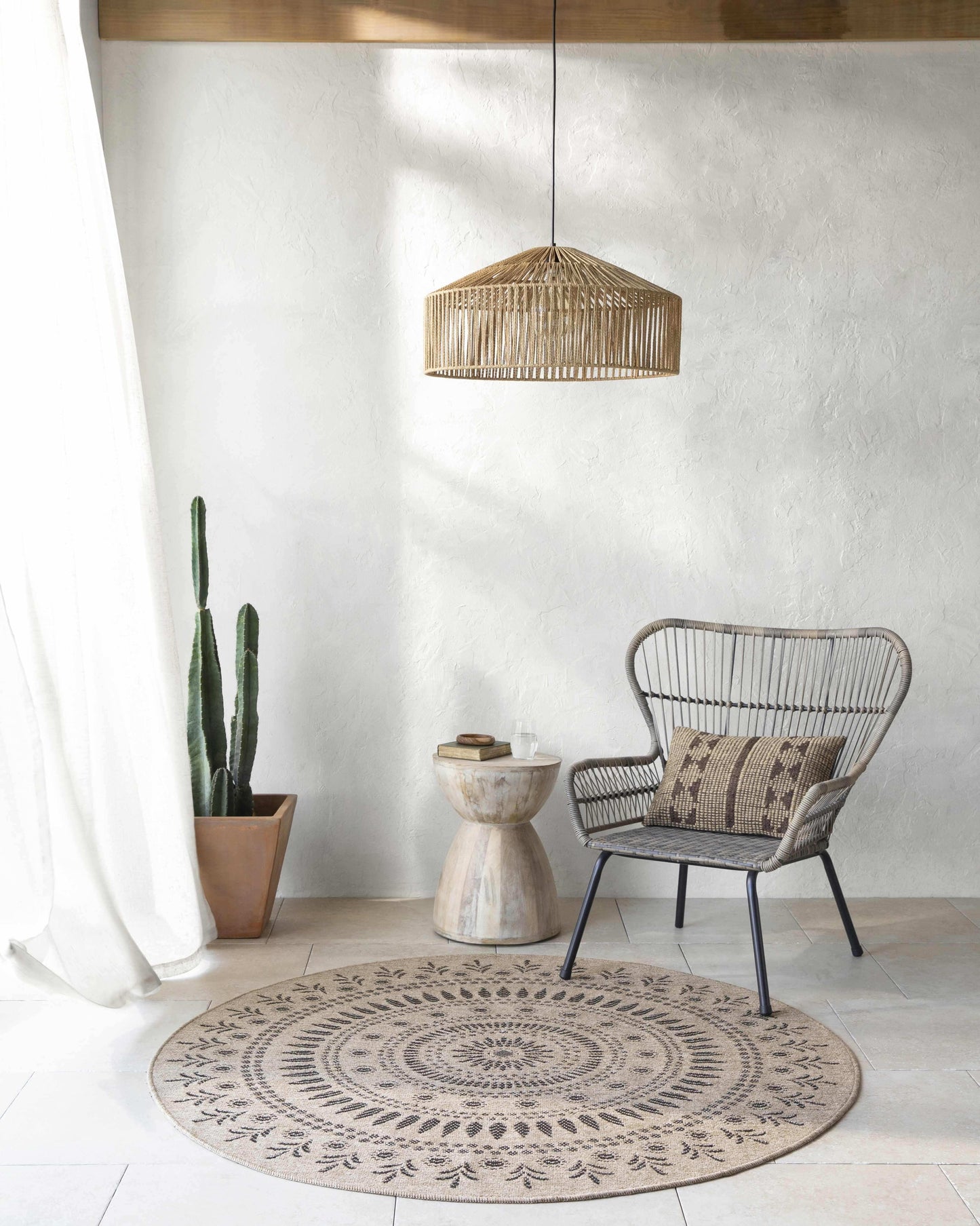 Beata Round Faux Jute Outdoor Rug - Clearance