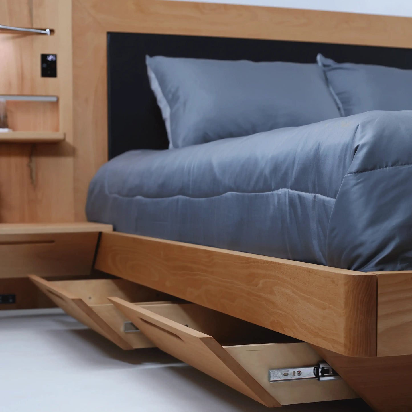 Shepin Bedroom Set