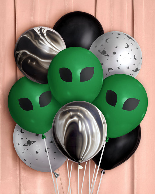 Out of This World Balloon Pack - 24 latex balloons