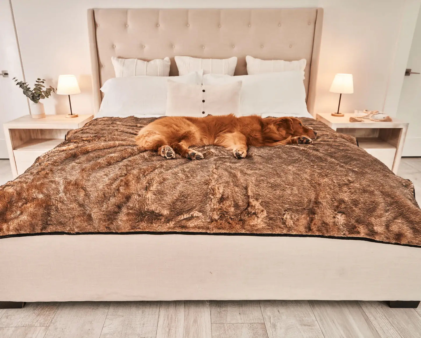 PupProtector™ Summer Short Fur Waterproof Throw Blanket - Sable Tan