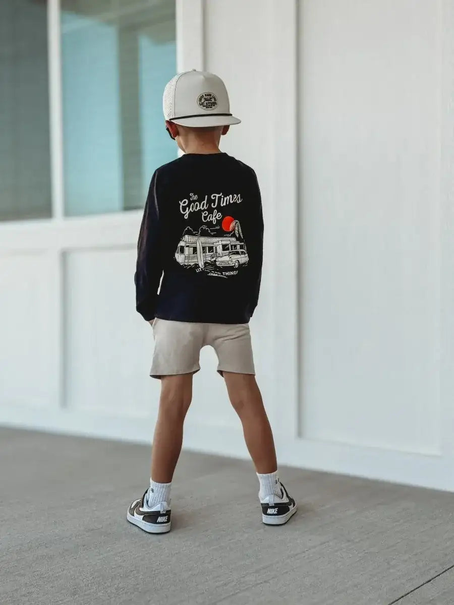 THE GOOD TIMES CAFE LONG SLEEVE - SOLID BLACK