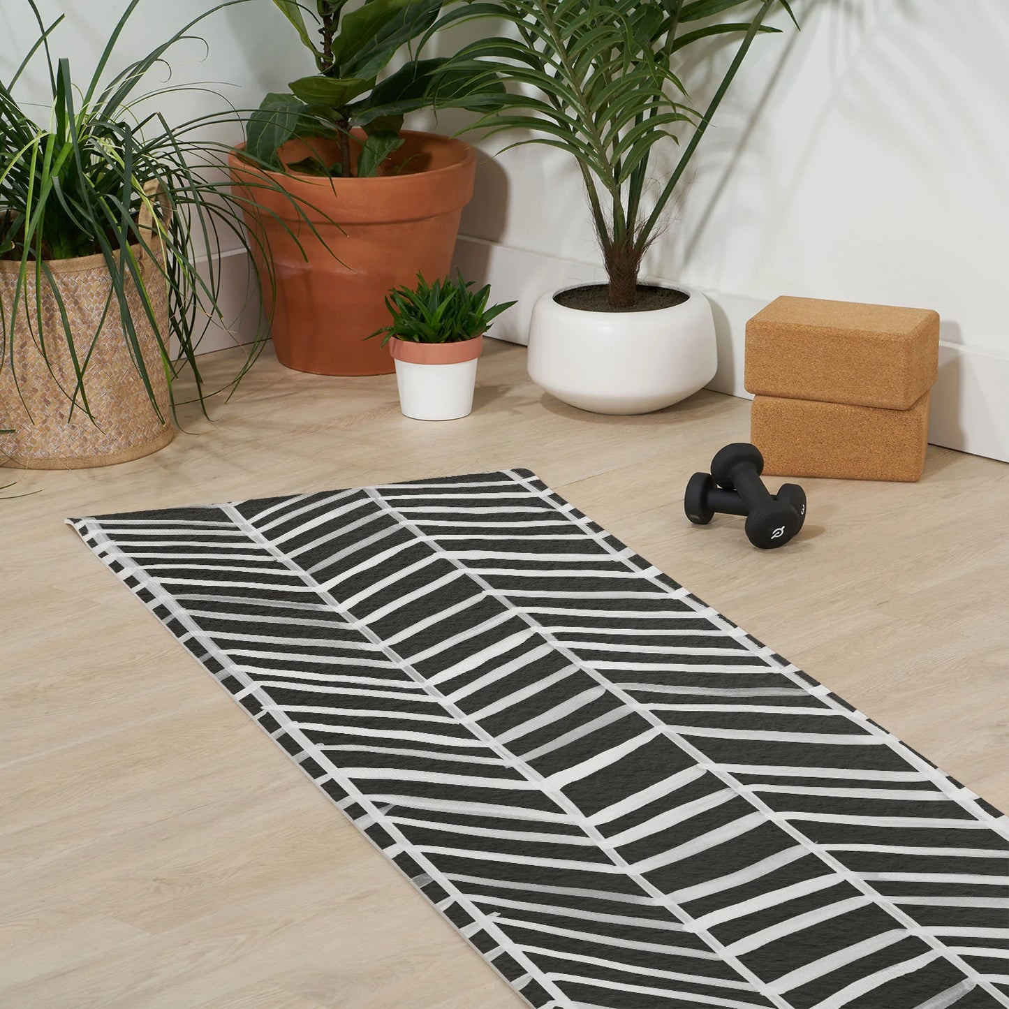 Herringbone Black Yoga Mat